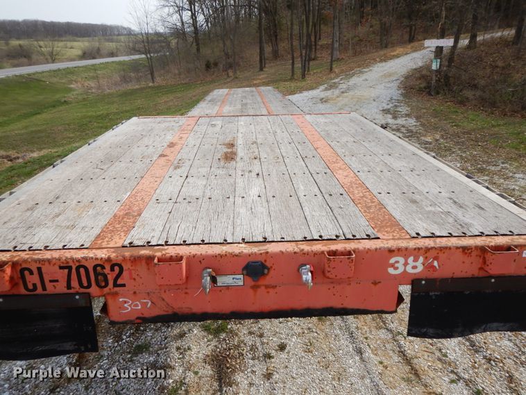 image for item IX9430 2009 Transcraft DTL-2100  drop deck trailer