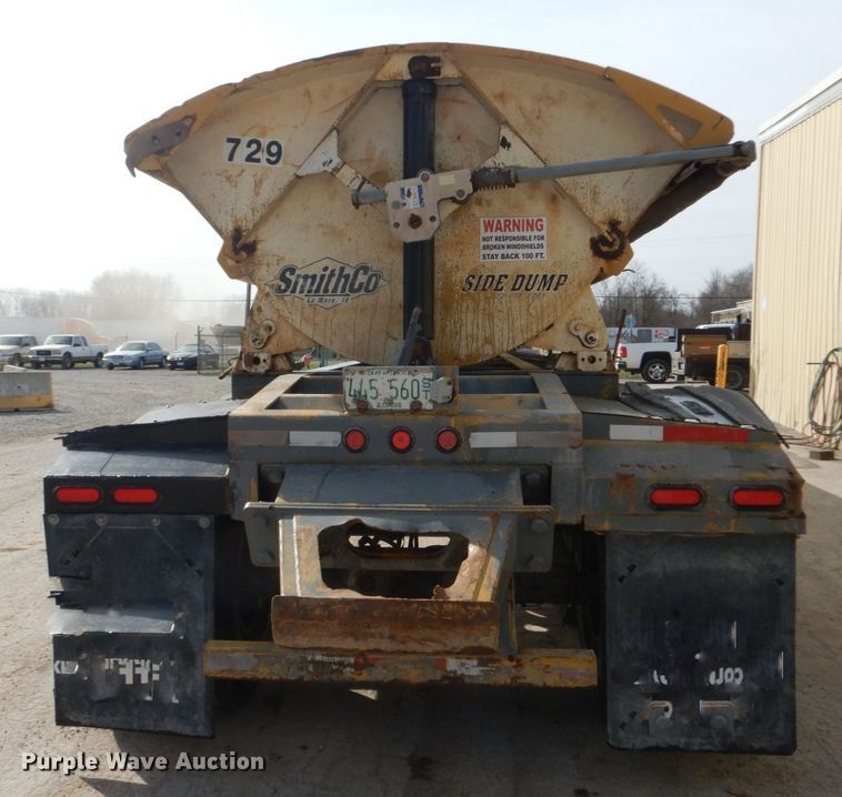 image for item IY9516 2000 Smith Co side dump trailer