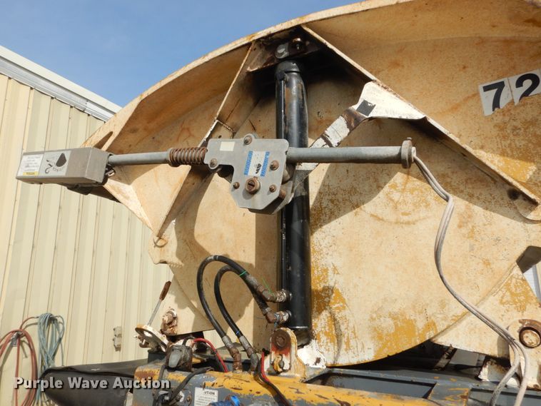 image for item IY9516 2000 Smith Co side dump trailer