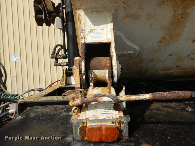 image for item IY9516 2000 Smith Co side dump trailer