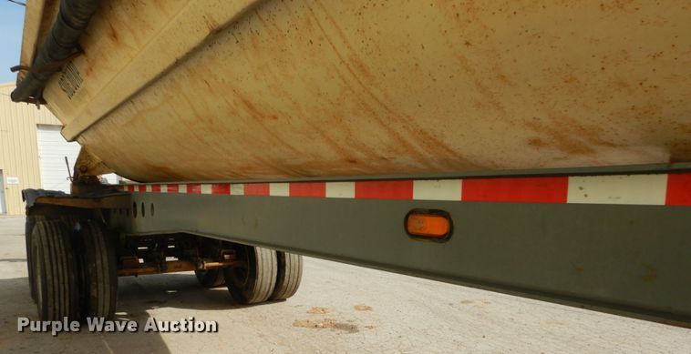 image for item IY9516 2000 Smith Co side dump trailer