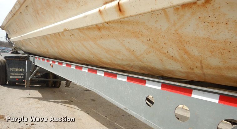 image for item IY9516 2000 Smith Co side dump trailer