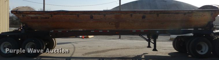 image for item IY9517 1999 Smith Co side dump trailer