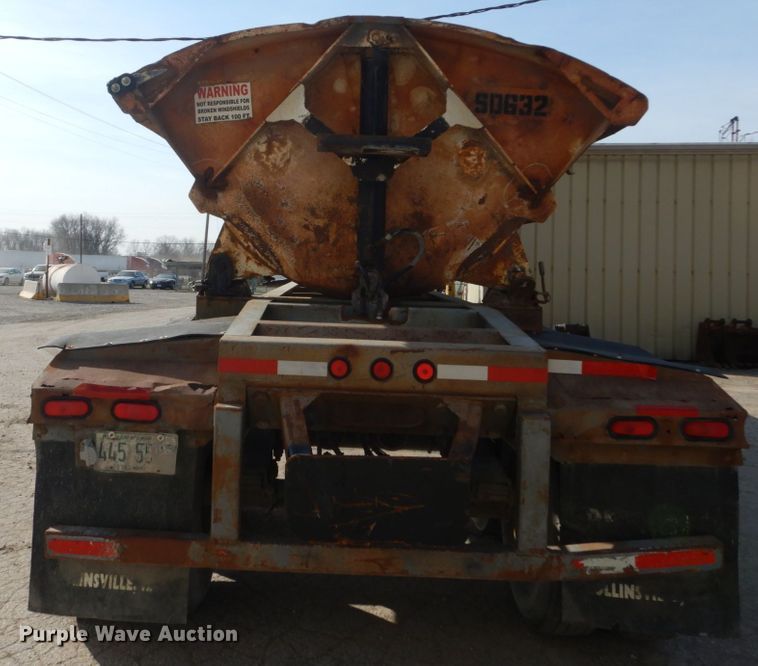 image for item IY9517 1999 Smith Co side dump trailer