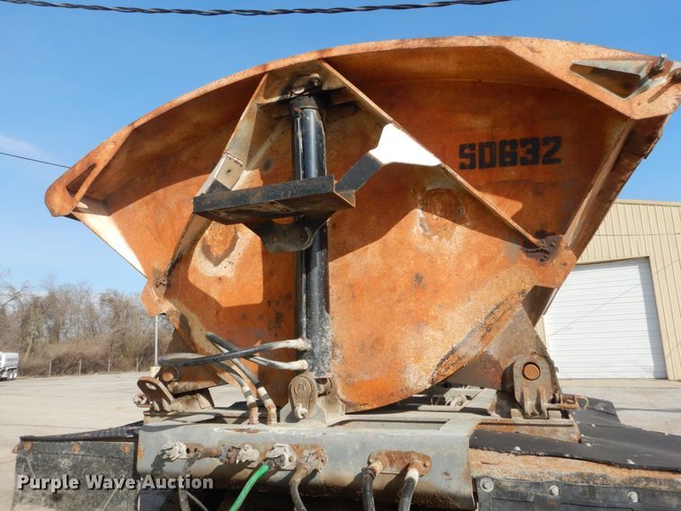 image for item IY9517 1999 Smith Co side dump trailer