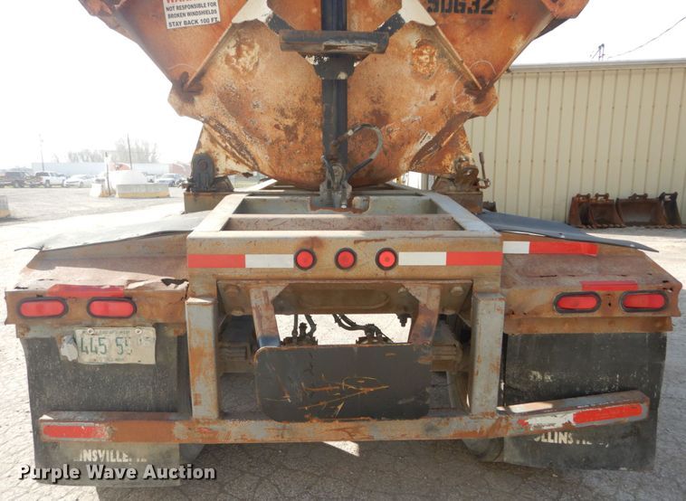 image for item IY9517 1999 Smith Co side dump trailer