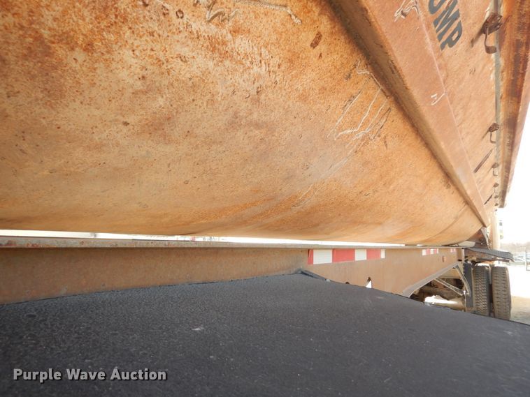 image for item IY9517 1999 Smith Co side dump trailer