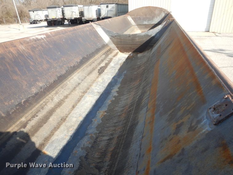 image for item IY9517 1999 Smith Co side dump trailer