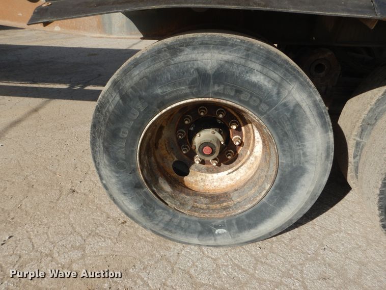 image for item IY9517 1999 Smith Co side dump trailer