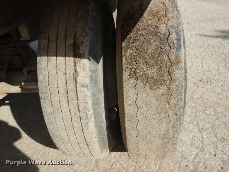 image for item IY9517 1999 Smith Co side dump trailer