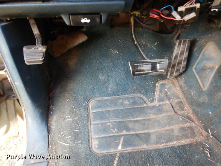 image for item DC2158 1990 Chevrolet 1500  Ext. Cab pickup truck