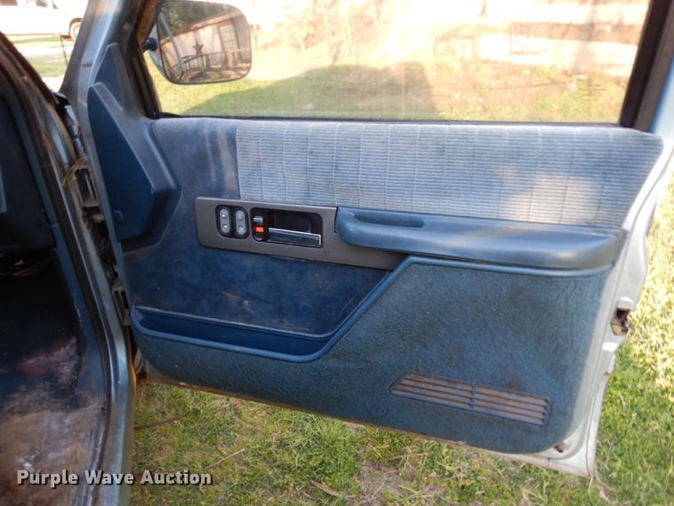 image for item DC2158 1990 Chevrolet 1500  Ext. Cab pickup truck