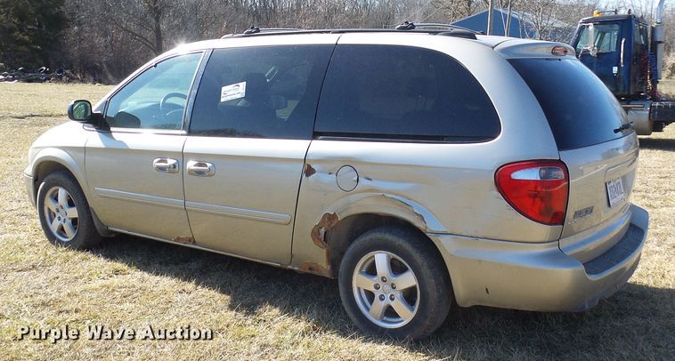 image for item DC2811 2005 Dodge Grand Caravan  van