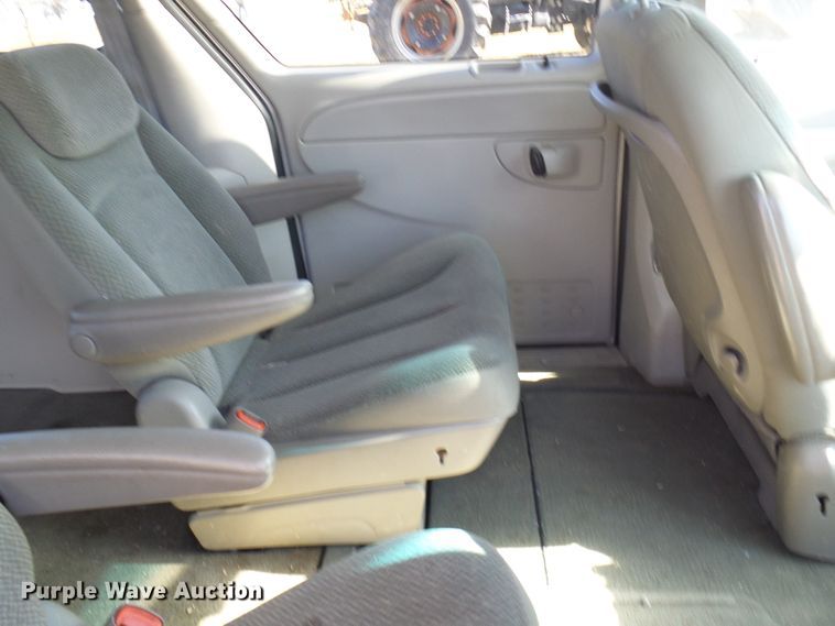 image for item DC2811 2005 Dodge Grand Caravan  van
