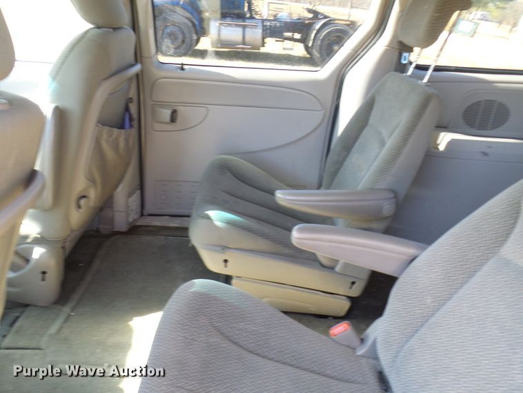 image for item DC2811 2005 Dodge Grand Caravan  van
