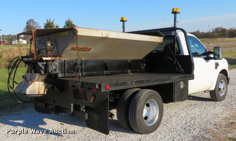 image for item DH1676 2008 Ford F350 Super Duty flatbed pickup truck