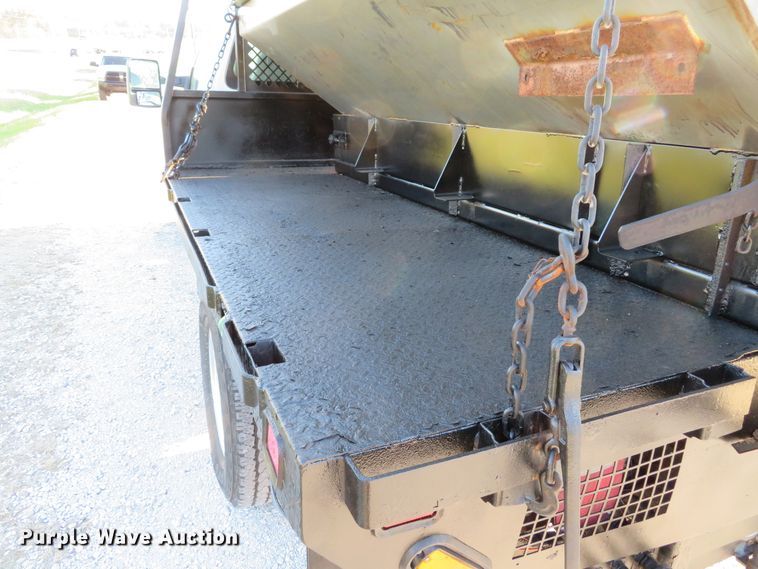 image for item DH1676 2008 Ford F350 Super Duty flatbed pickup truck