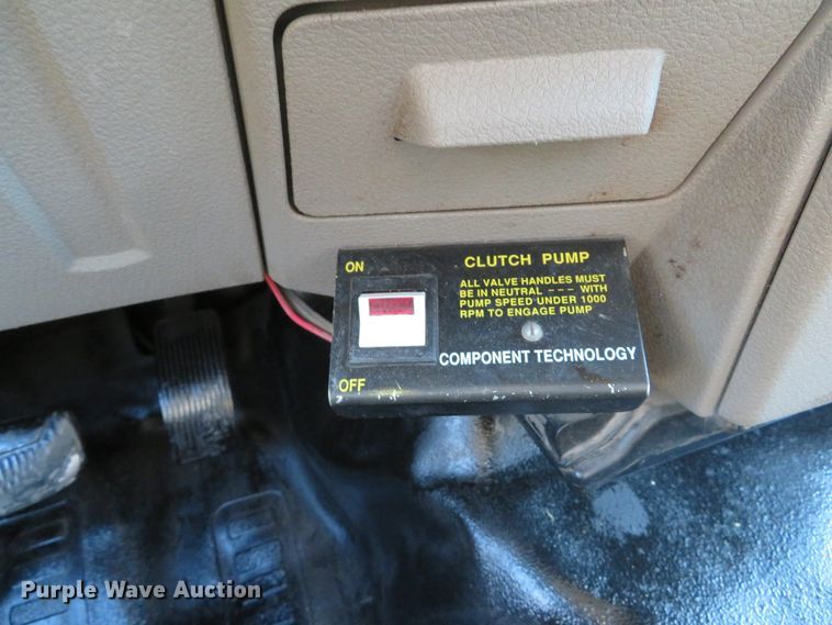 image for item DH1676 2008 Ford F350 Super Duty flatbed pickup truck