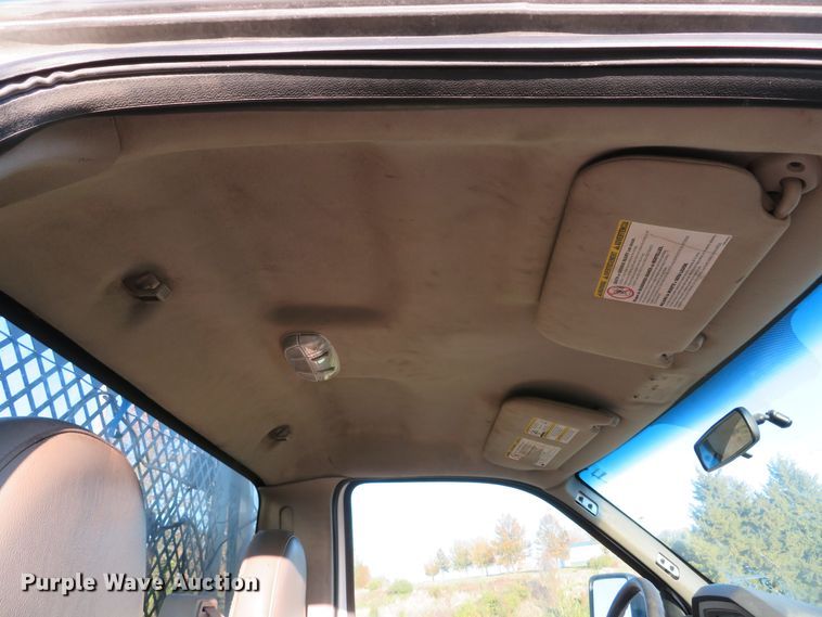 image for item DH1676 2008 Ford F350 Super Duty flatbed pickup truck