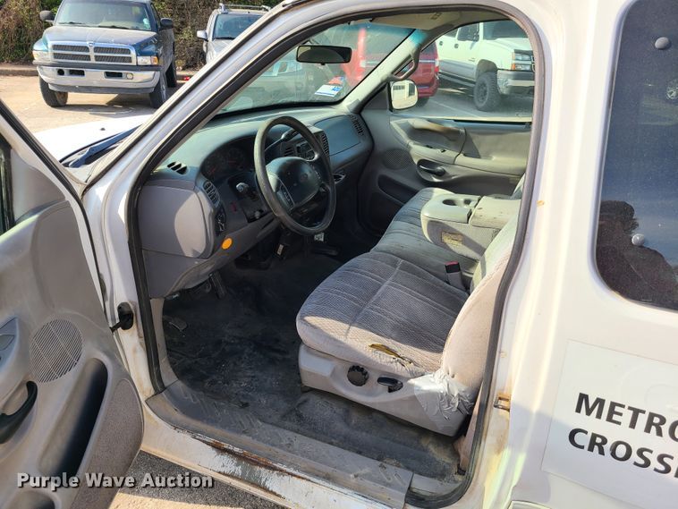 image for item DH5853 1998 Ford F150  SuperCab pickup truck