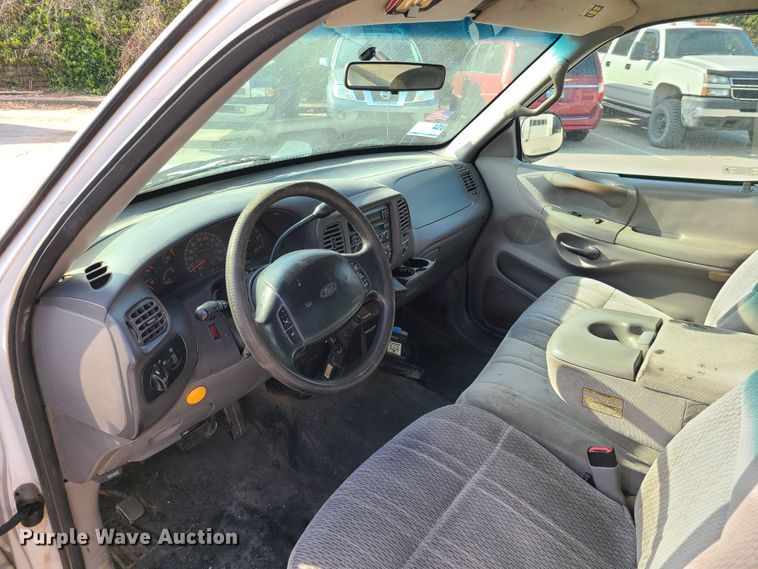 image for item DH5853 1998 Ford F150  SuperCab pickup truck