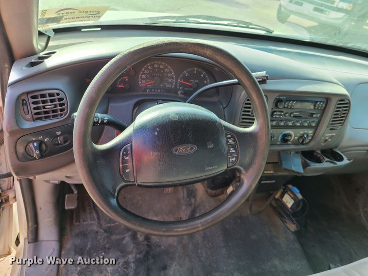 image for item DH5853 1998 Ford F150  SuperCab pickup truck