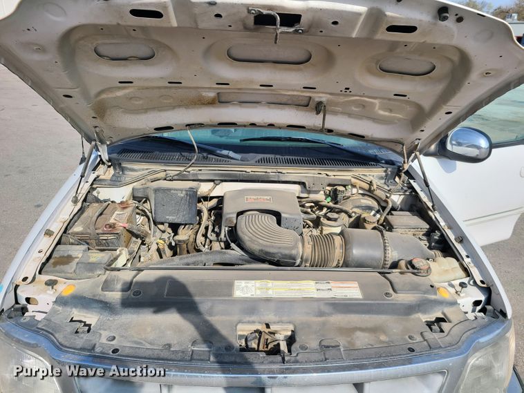 image for item DH5853 1998 Ford F150  SuperCab pickup truck