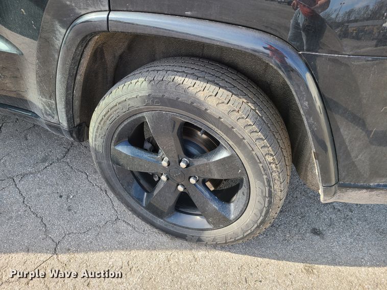 image for item DH5854 2014 Jeep Cherokee  SUV