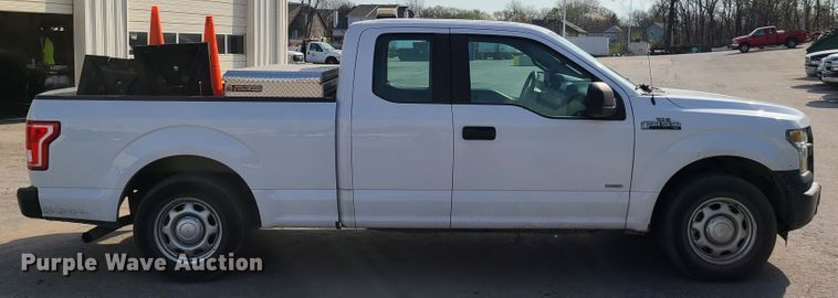 image for item DH5855 2016 Ford F150  SuperCab pickup truck