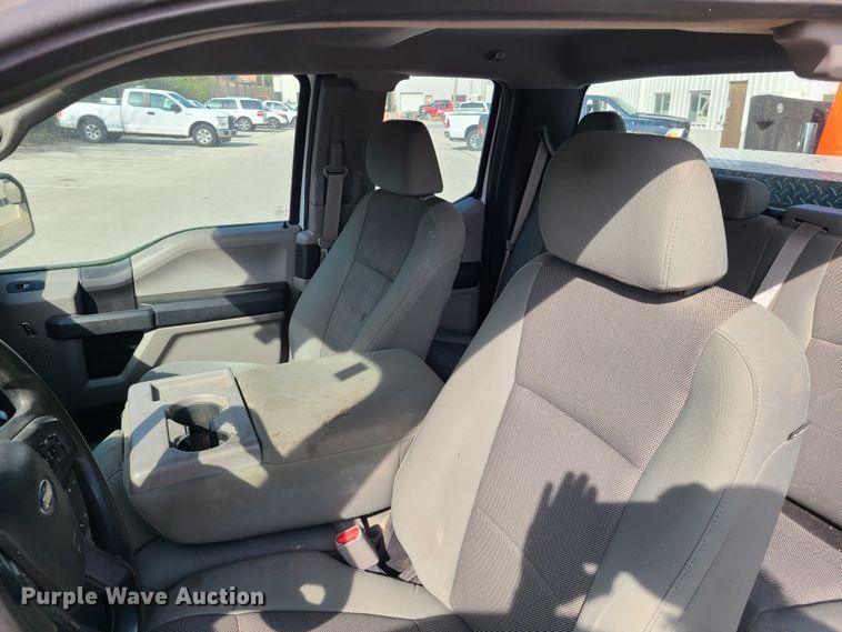 image for item DH5855 2016 Ford F150  SuperCab pickup truck