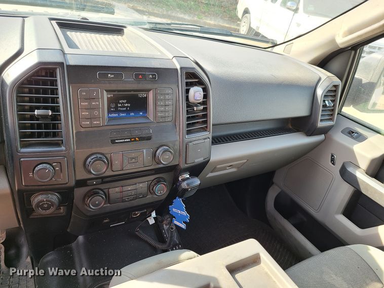 image for item DH5855 2016 Ford F150  SuperCab pickup truck