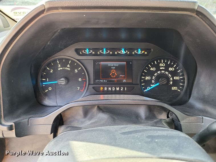 image for item DH5855 2016 Ford F150  SuperCab pickup truck