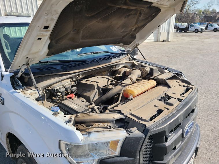 image for item DH5855 2016 Ford F150  SuperCab pickup truck