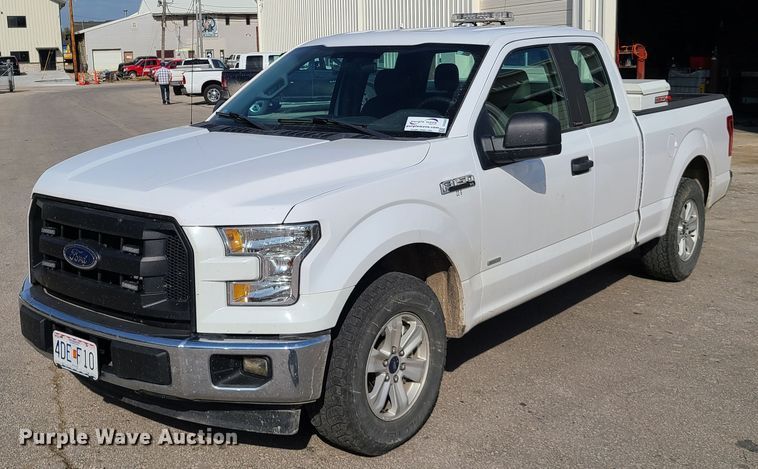 image for item DH5856 2017 Ford F150  SuperCab pickup truck