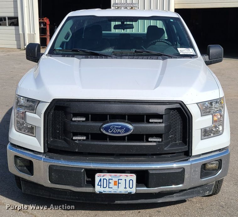 image for item DH5856 2017 Ford F150  SuperCab pickup truck