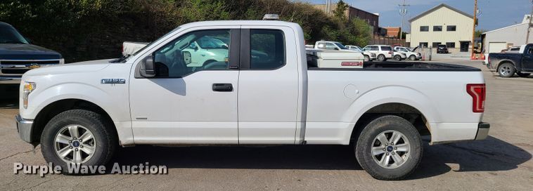 image for item DH5856 2017 Ford F150  SuperCab pickup truck