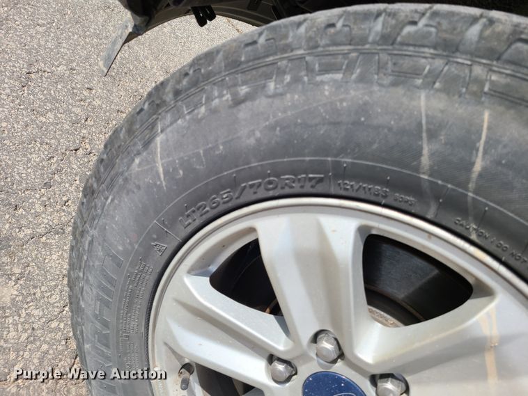 image for item DH5856 2017 Ford F150  SuperCab pickup truck