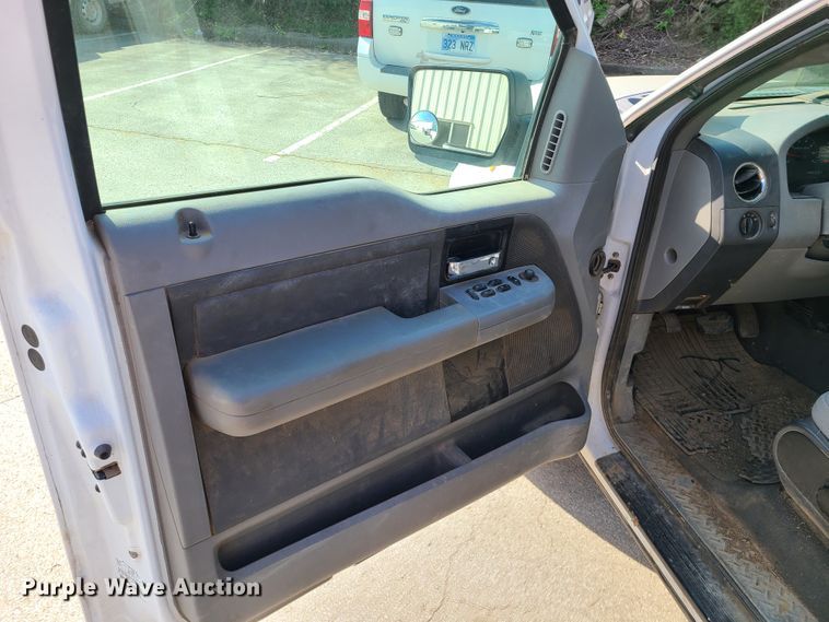 image for item DH5858 2007 Ford F150  SuperCab pickup truck