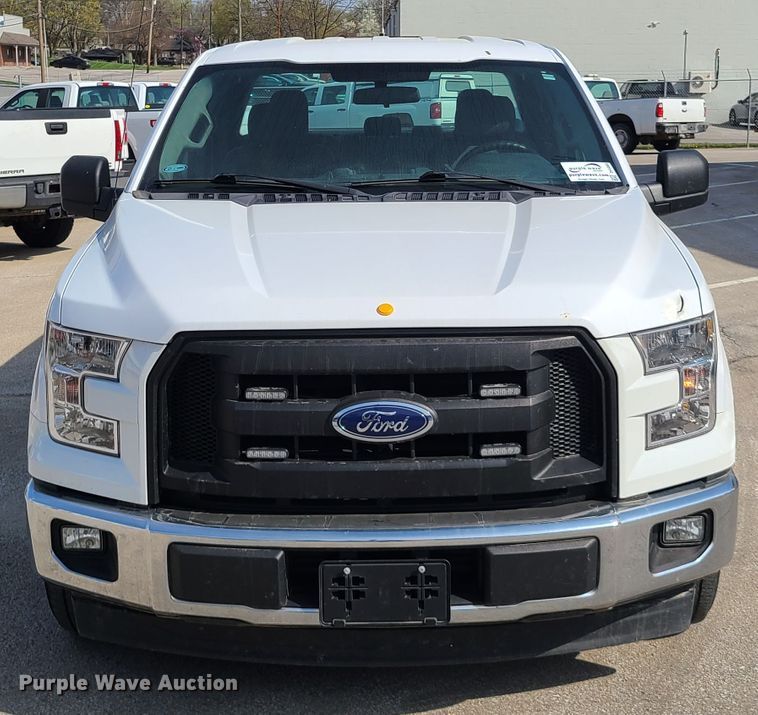 image for item DH5860 2017 Ford F150  SuperCab pickup truck