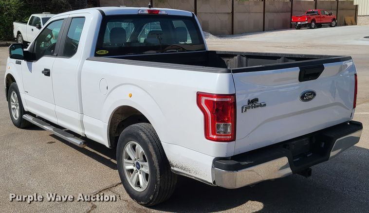 image for item DH5860 2017 Ford F150  SuperCab pickup truck