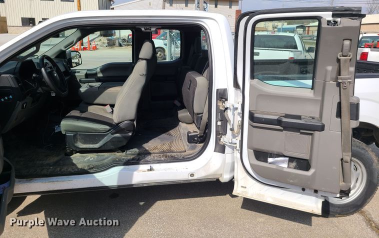 image for item DH5862 2015 Ford F150  SuperCab pickup truck