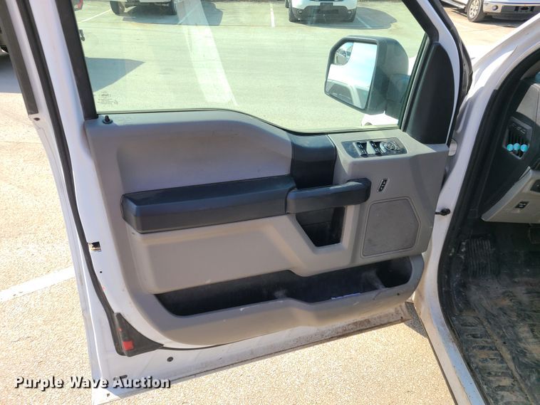 image for item DH5862 2015 Ford F150  SuperCab pickup truck