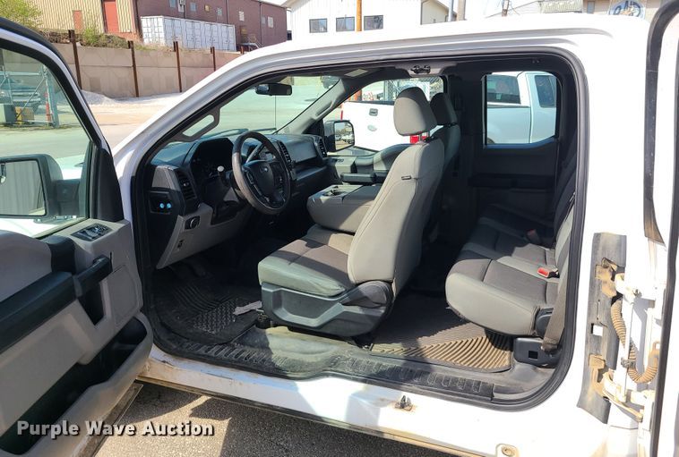 image for item DH5863 2015 Ford F150  SuperCab pickup truck