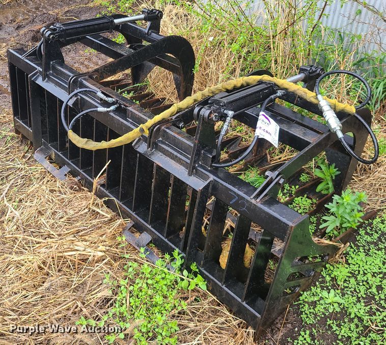 image for item DH5873 72"W skid steer grapple bucket