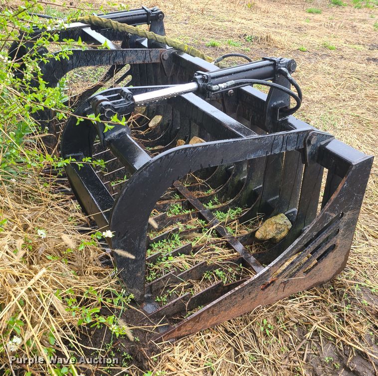 image for item DH5873 72"W skid steer grapple bucket