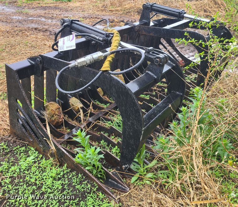 image for item DH5873 72"W skid steer grapple bucket