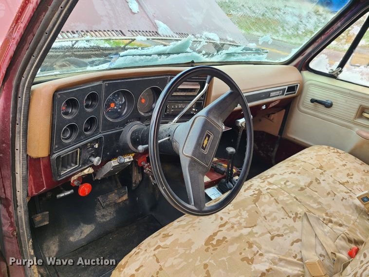 image for item DH5926 1978 Chevrolet K30  dump bed pickup truck