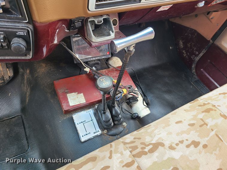 image for item DH5926 1978 Chevrolet K30  dump bed pickup truck