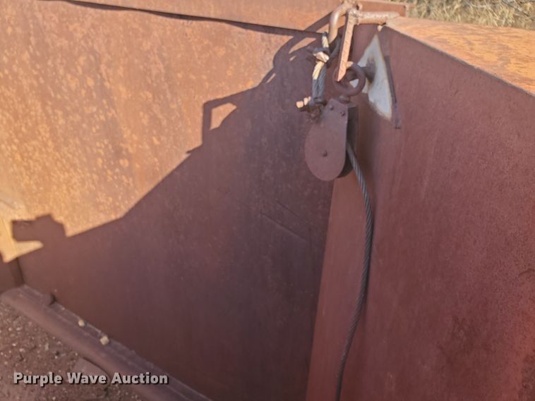 image for item DI4758 (3) truck beds