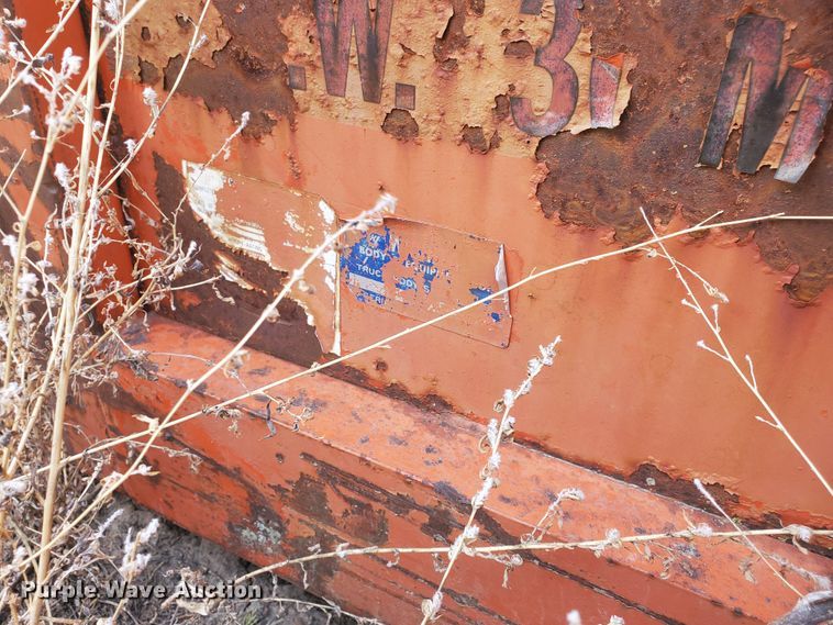 image for item DI4758 (3) truck beds